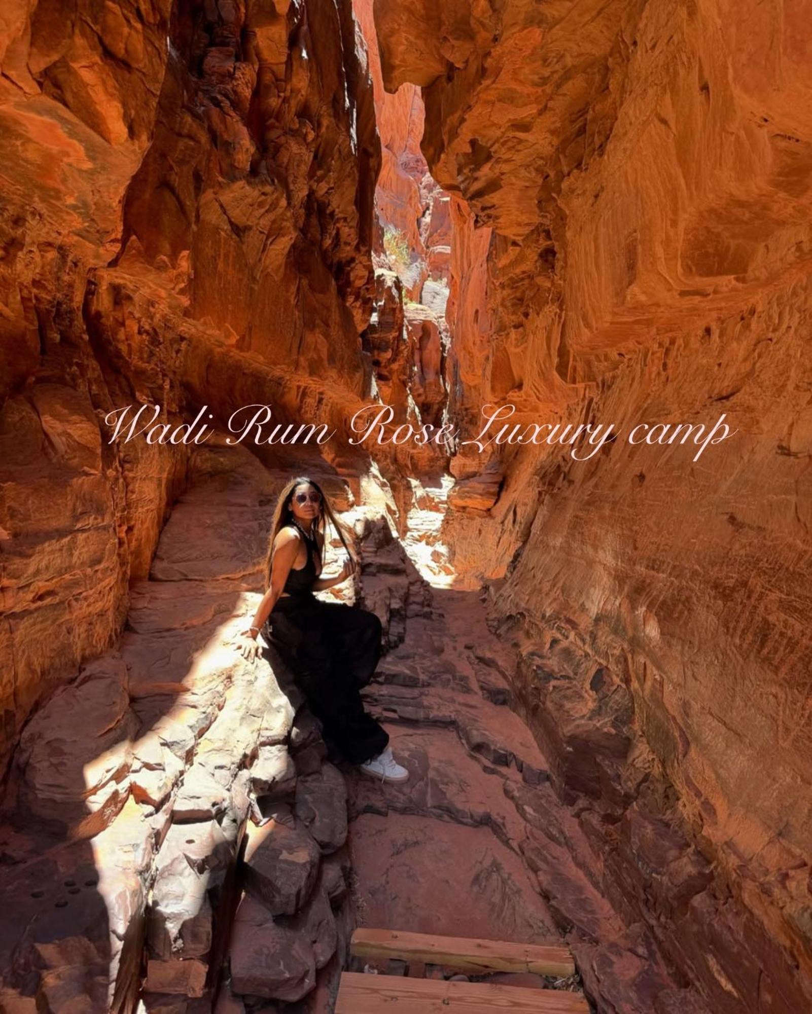 Wadi Rum Rose Luxury Camp Екстер'єр фото